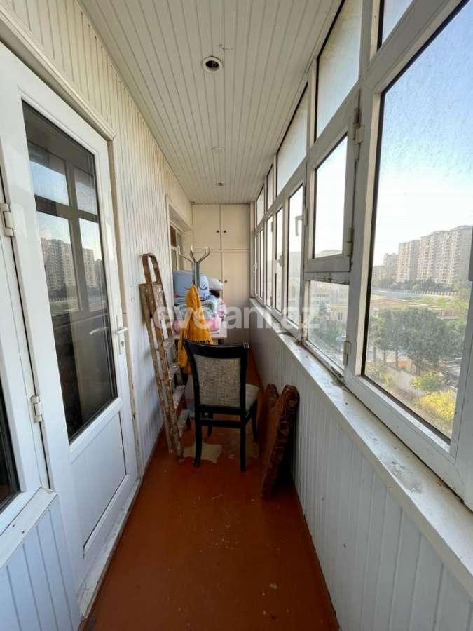 Satılır, köhnə tikili, 3 otaqlı, 80 m², Həzi Aslanov m.