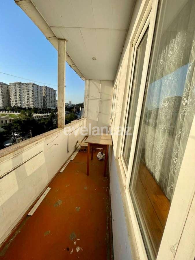 Satılır, köhnə tikili, 3 otaqlı, 80 m², Həzi Aslanov m.