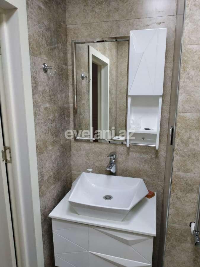 Kirayə verilir, yeni tikili, 2 otaqlı, 51 m², Elmlər Akademiyası m.