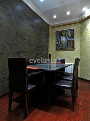 Kirayə verilir, yeni tikili, 4 otaqlı, 160 m², 28 may m.