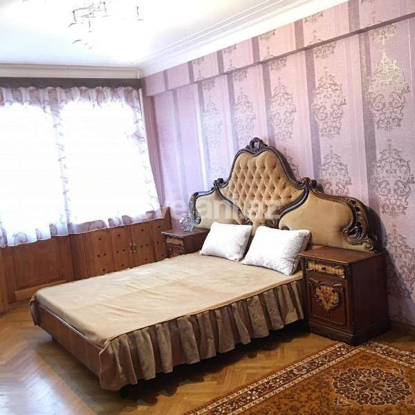 Kirayə verilir, köhnə tikili, 3 otaqlı, 60 m², Sahil m.