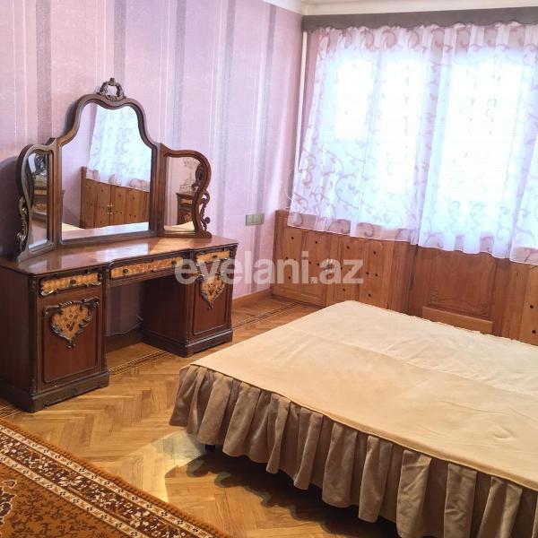 Kirayə verilir, köhnə tikili, 3 otaqlı, 60 m², Sahil m.