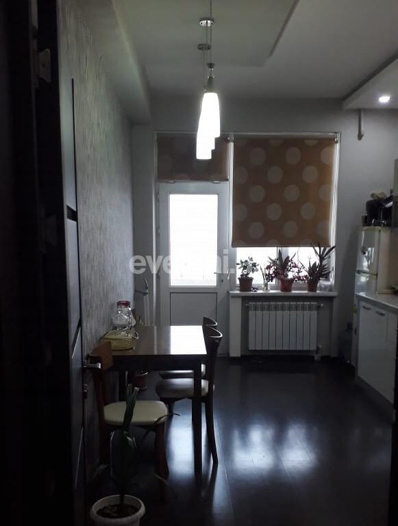 Satılır, yeni tikili, 4 otaqlı, 146 m², Neftçilər m.
