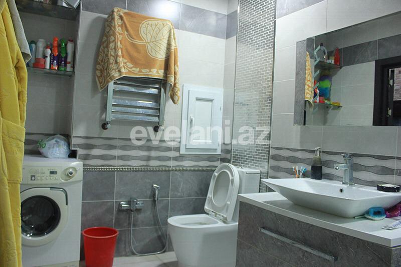 Satılır, yeni tikili, 4 otaqlı, 146 m², Neftçilər m.