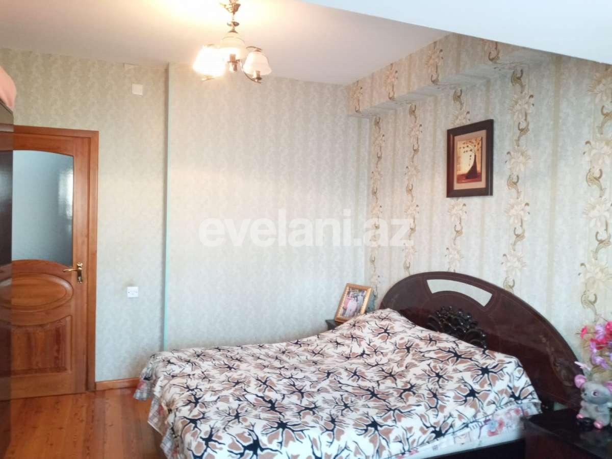 Sale, old building, 2 room, 65 m², Inshaatchilar m.