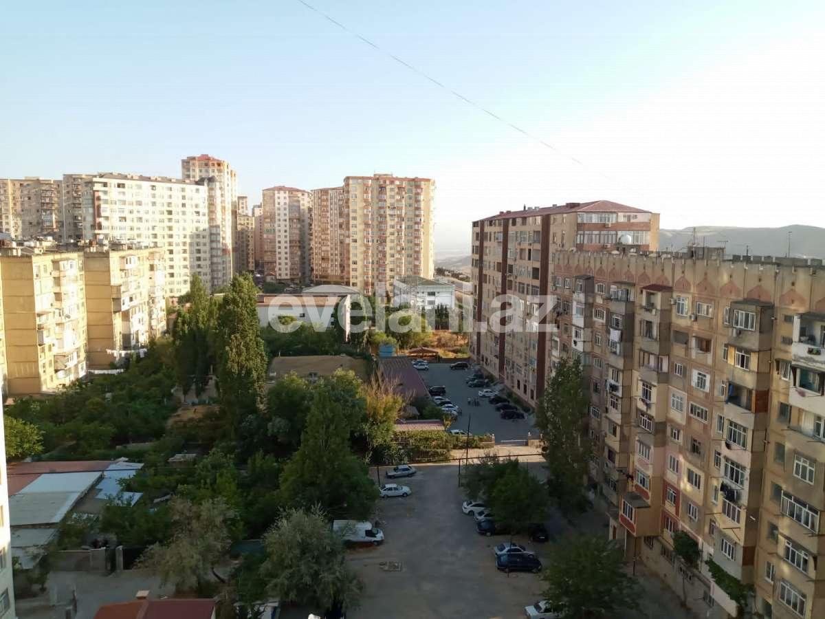 Sale, old building, 2 room, 65 m², Inshaatchilar m.