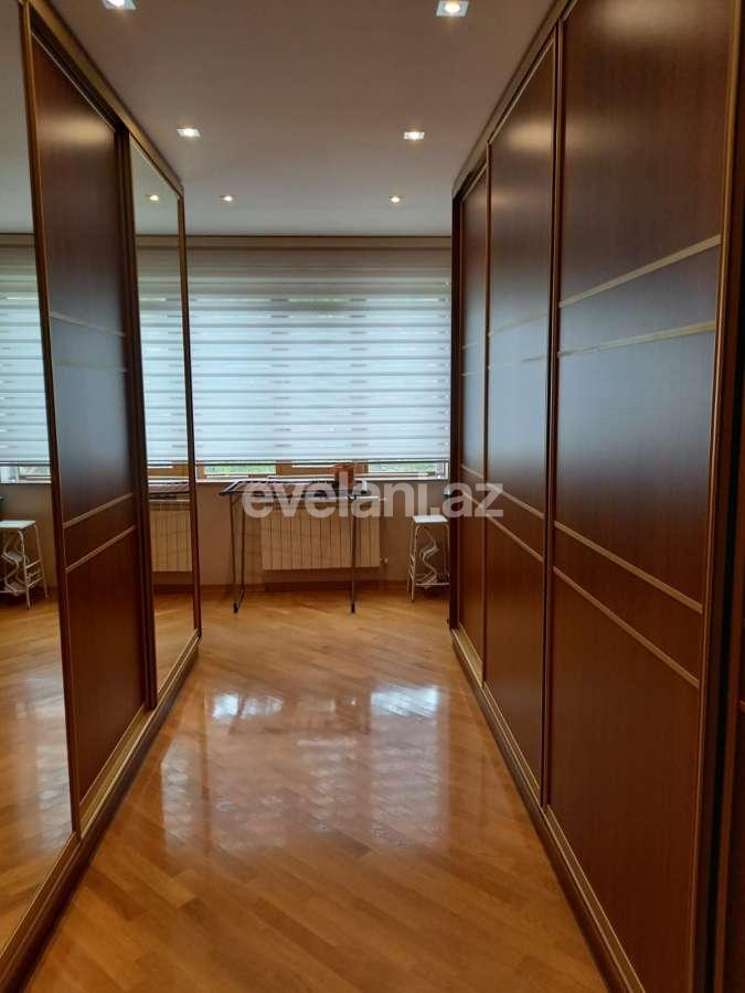 Satılır, yeni tikili, 7 otaqlı, 327 m², 28 may m.