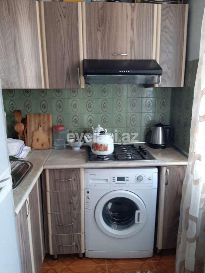 Satılır, köhnə tikili, 2 otaqlı, 51 m², Neftçilər m.