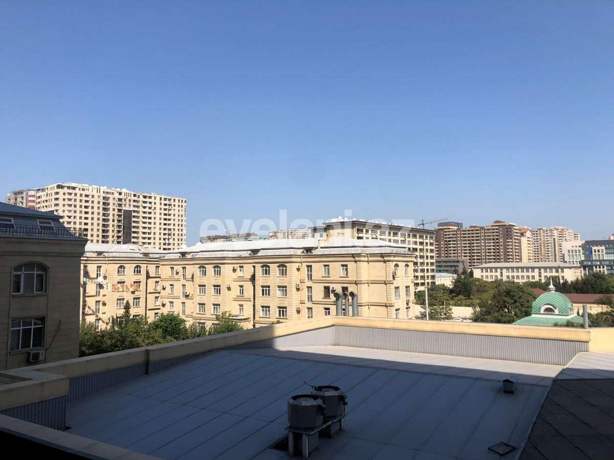 Satılır, yeni tikili, 3 otaqlı, 144 m², 28 may m.