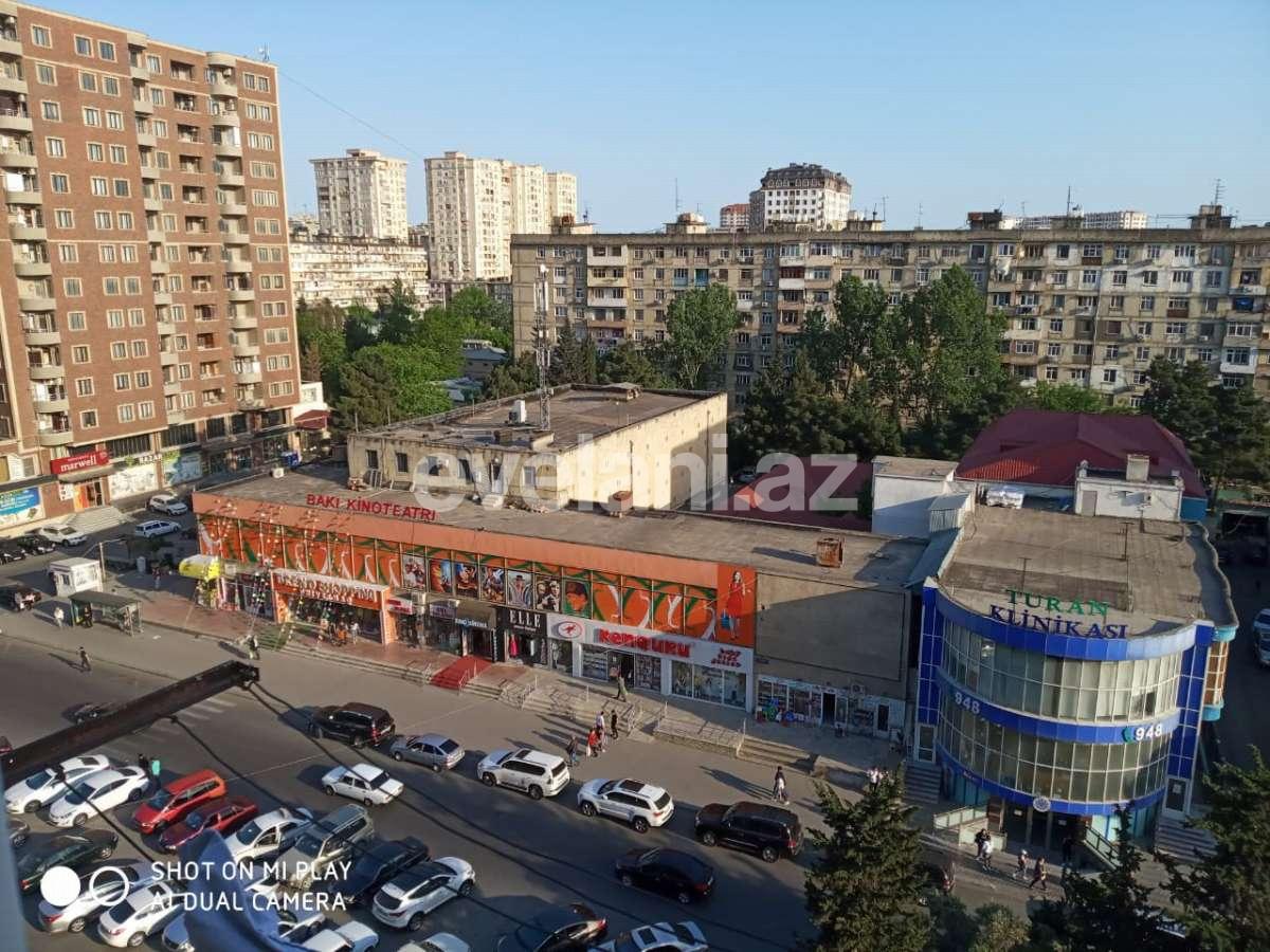 Продаётся, вторичка, 3-комнаты, 70 m², Ахмедлы m.