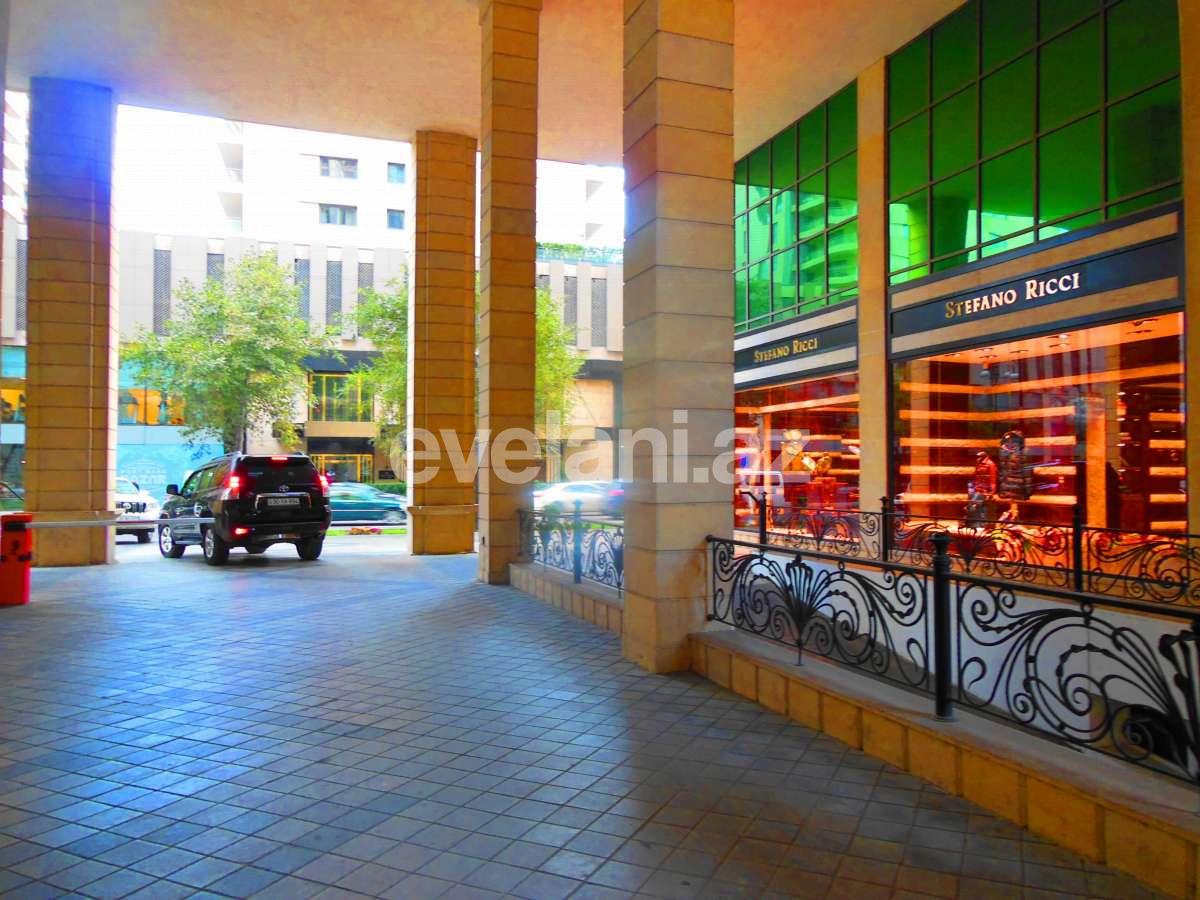 Satılır, yeni tikili, 3 otaqlı, 167.9 m², 28 may m.