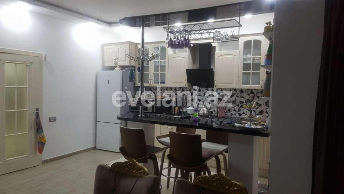 Satılır, həyət evi / bağ, 8 otaqlı, 380 m², Badamdar q.