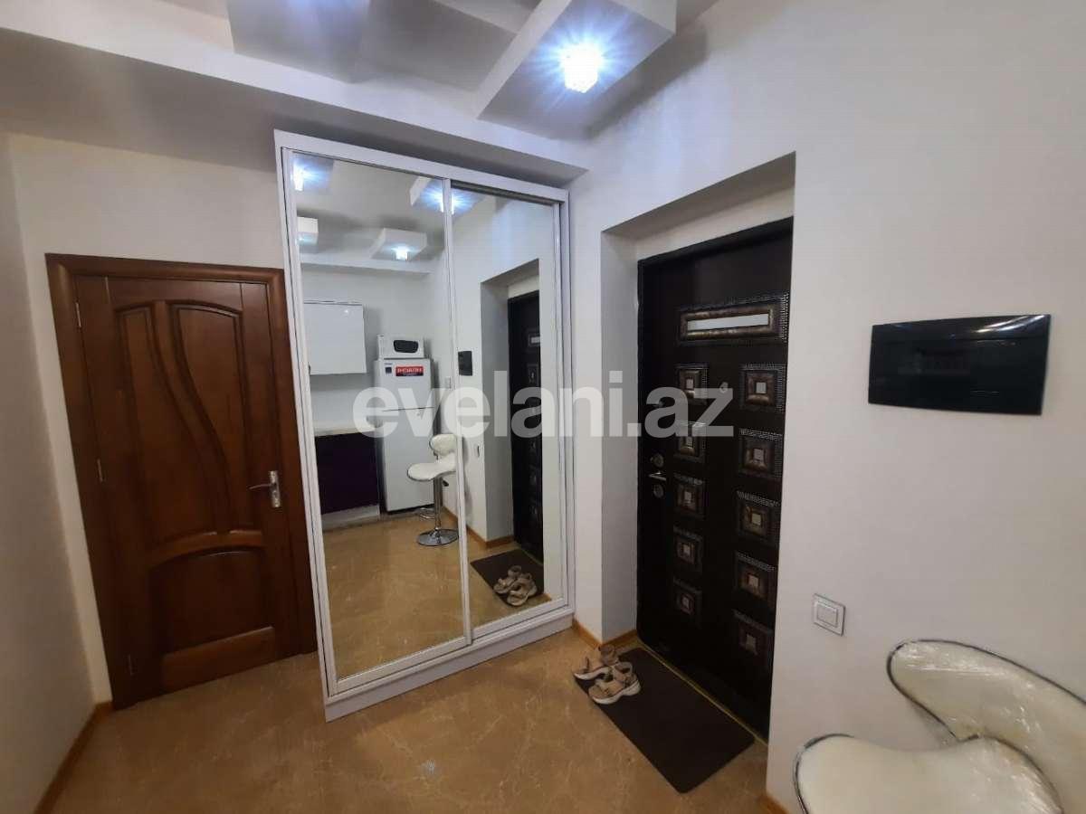 Kirayə verilir, yeni tikili, 2 otaqlı, 70 m², 28 may m.