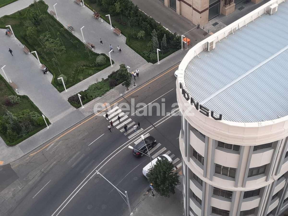 Kirayə verilir, yeni tikili, 2 otaqlı, 70 m², 28 may m.