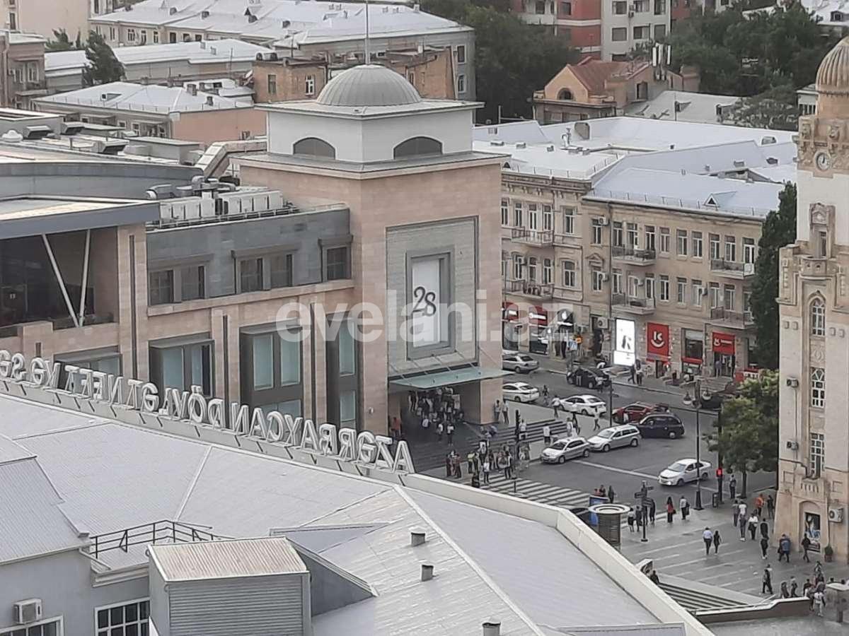 Kirayə verilir, yeni tikili, 2 otaqlı, 70 m², 28 may m.