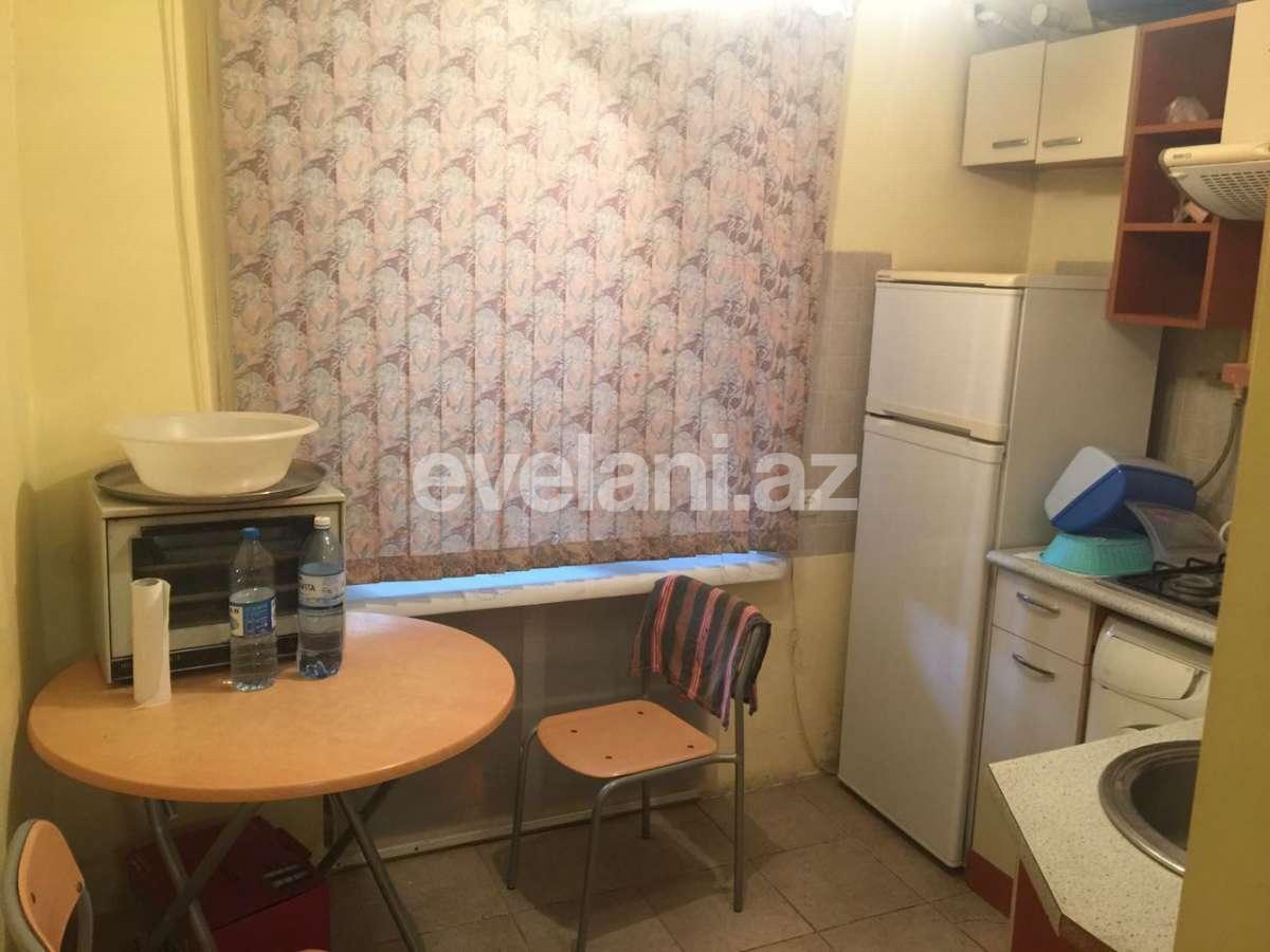 Rent, old building, 2 room, 45 m², Nasimi r.