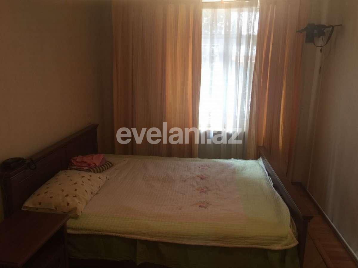 Rent, old building, 2 room, 45 m², Nasimi r.