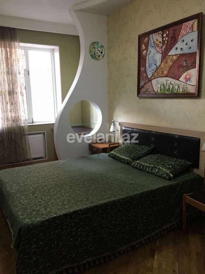 Satılır, yeni tikili, 3 otaqlı, 122 m², 28 may m.