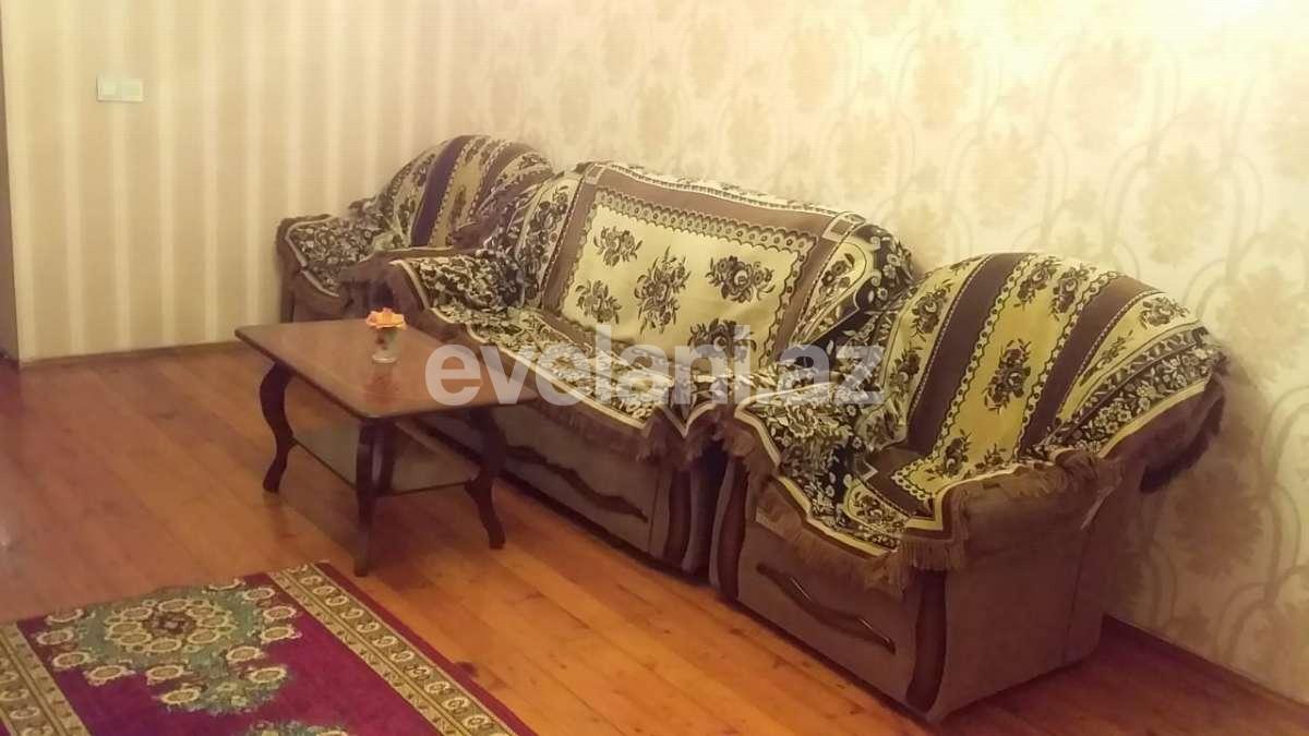 Satılır, köhnə tikili, 3 otaqlı, 65 m², Qara Qarayev m.