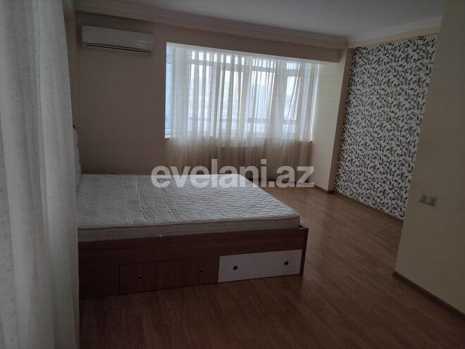 Kirayə verilir, köhnə tikili, 3 otaqlı, 130 m², 28 may m.