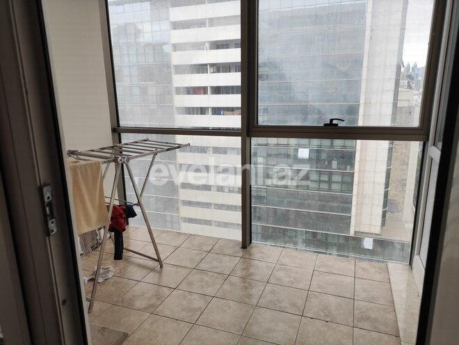 Kirayə verilir, köhnə tikili, 3 otaqlı, 130 m², 28 may m.