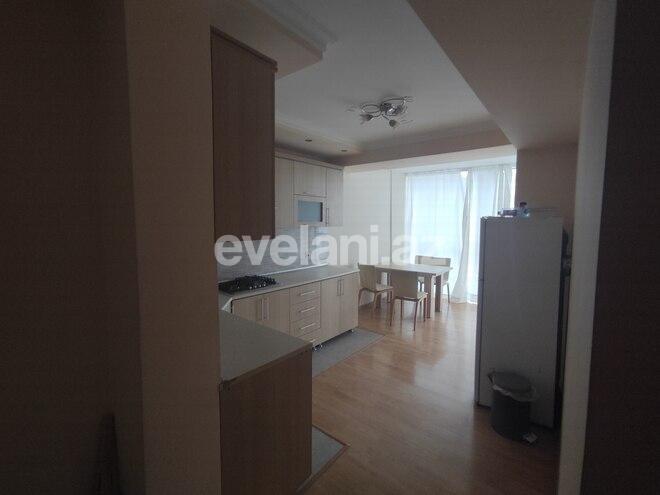 Kirayə verilir, köhnə tikili, 3 otaqlı, 130 m², 28 may m.