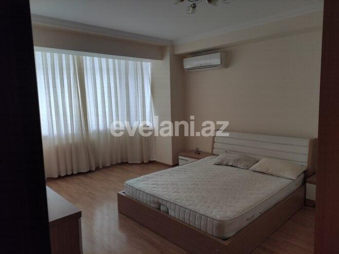 Kirayə verilir, köhnə tikili, 3 otaqlı, 130 m², 28 may m.