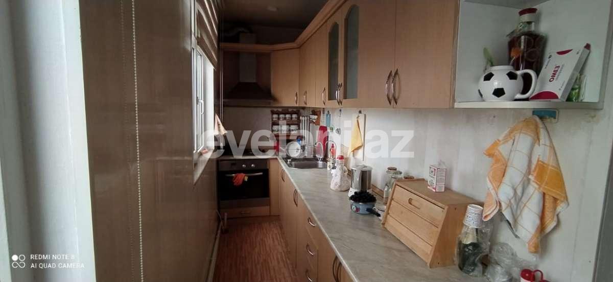 Sale, old building, 5 room, 160 m², Narimanov r.