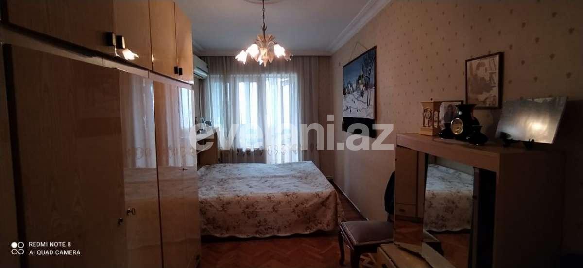 Sale, old building, 5 room, 160 m², Narimanov r.