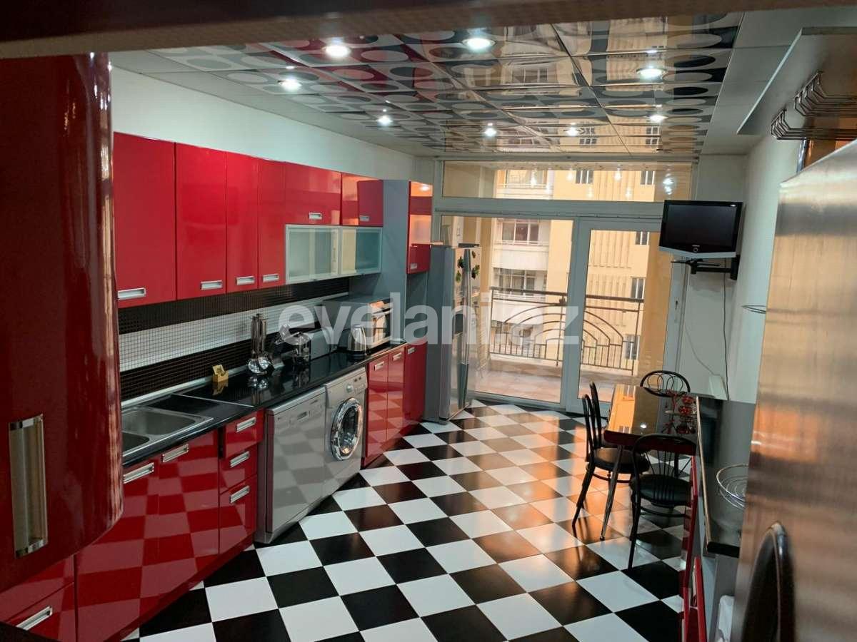 Satılır, yeni tikili, 3 otaqlı, 170 m², 28 may m.