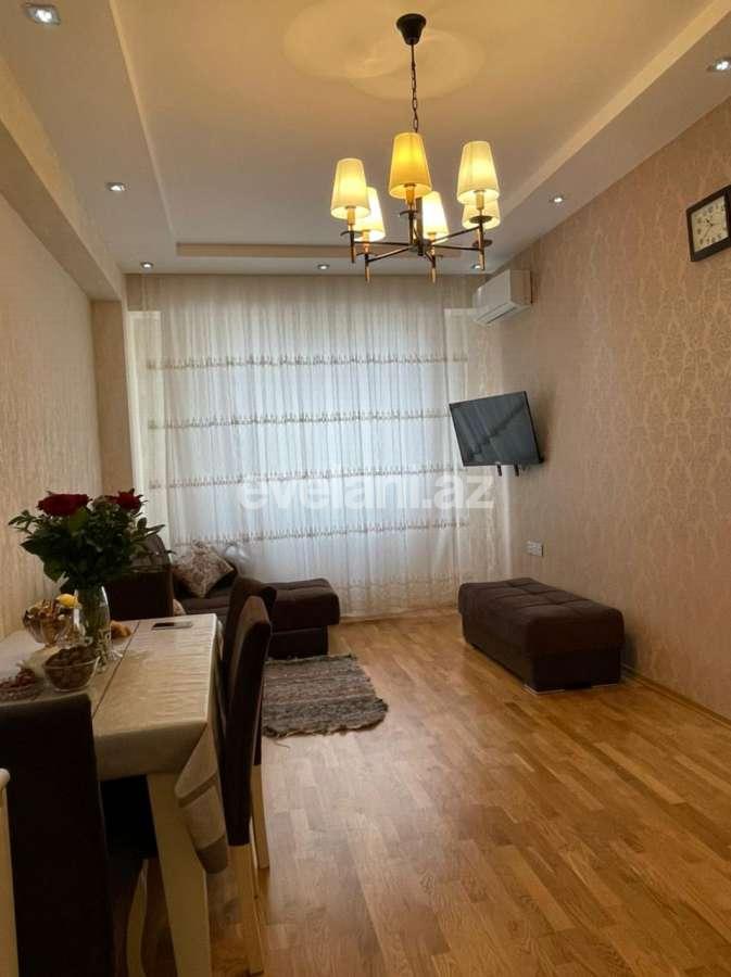 Satılır, yeni tikili, 2 otaqlı, 47 m², Qara Qarayev m.