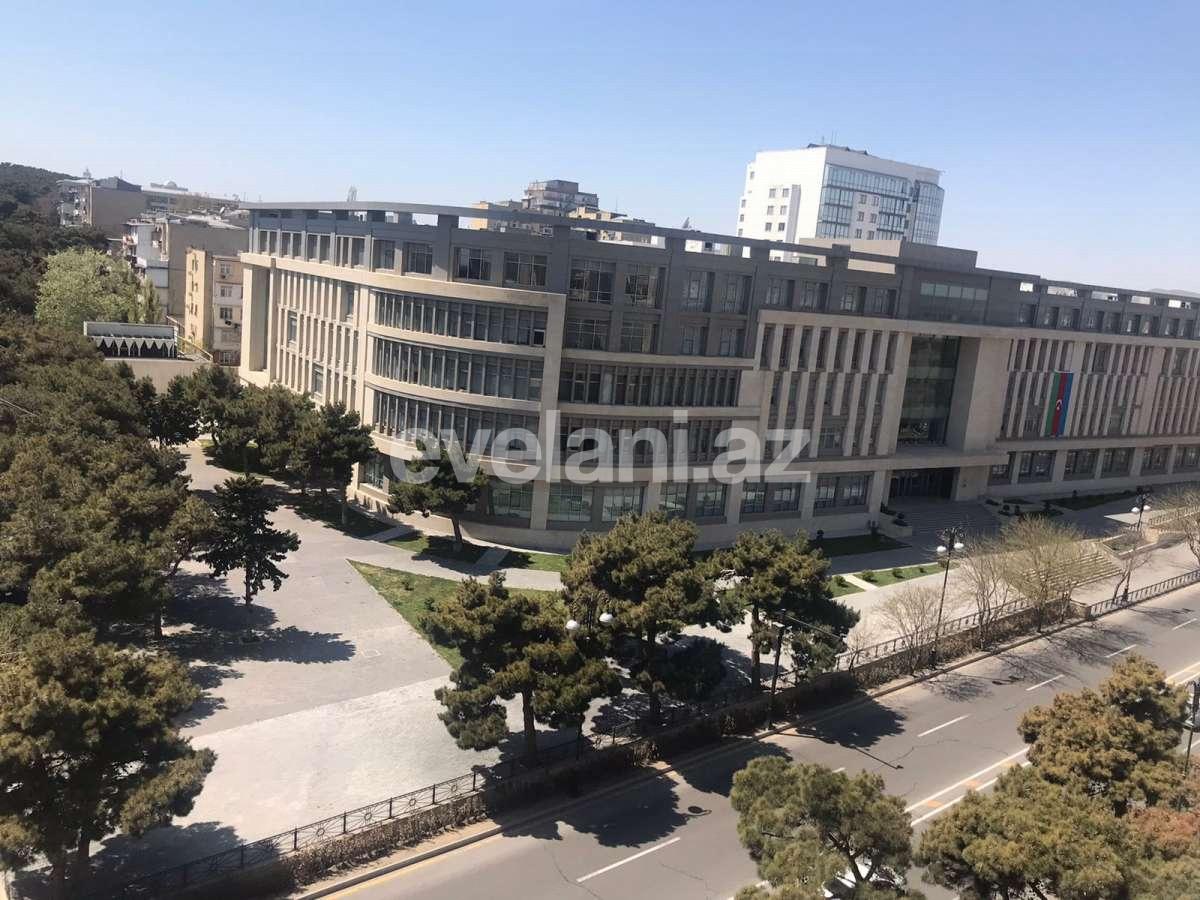 Sale, old building, 2 room, 70 m², Yasamal r.