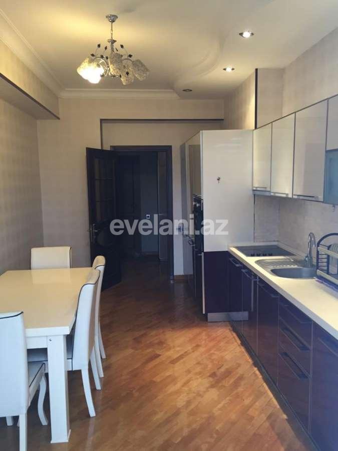 Satılır, yeni tikili, 3 otaqlı, 125 m², 4-cü mikrorayon q.