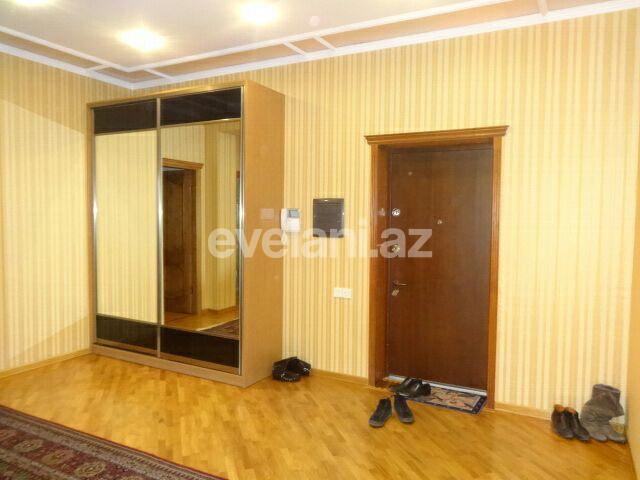 Продаётся, новостройка, 4-комнаты, 220 m², Элмляр Академиясы m.