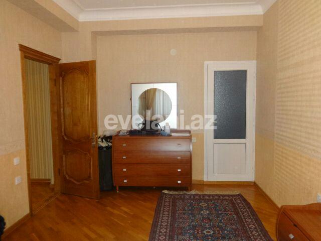 Продаётся, новостройка, 4-комнаты, 220 m², Элмляр Академиясы m.