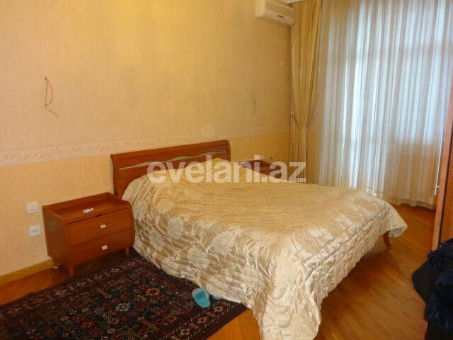 Продаётся, новостройка, 4-комнаты, 220 m², Элмляр Академиясы m.