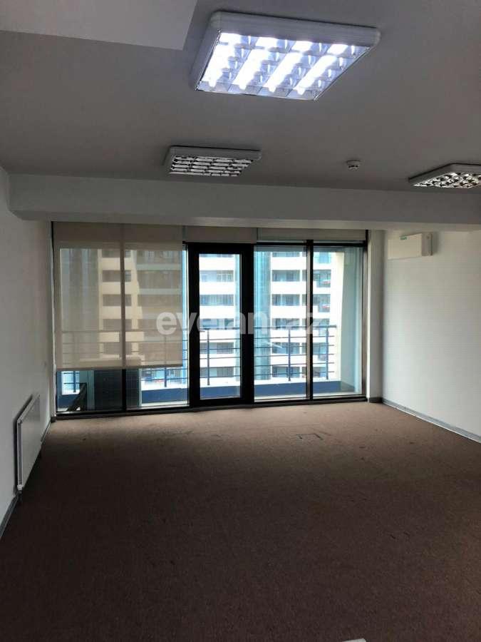 Rent, office, 2 room, 83 m², Shah Ismail Khatai m.