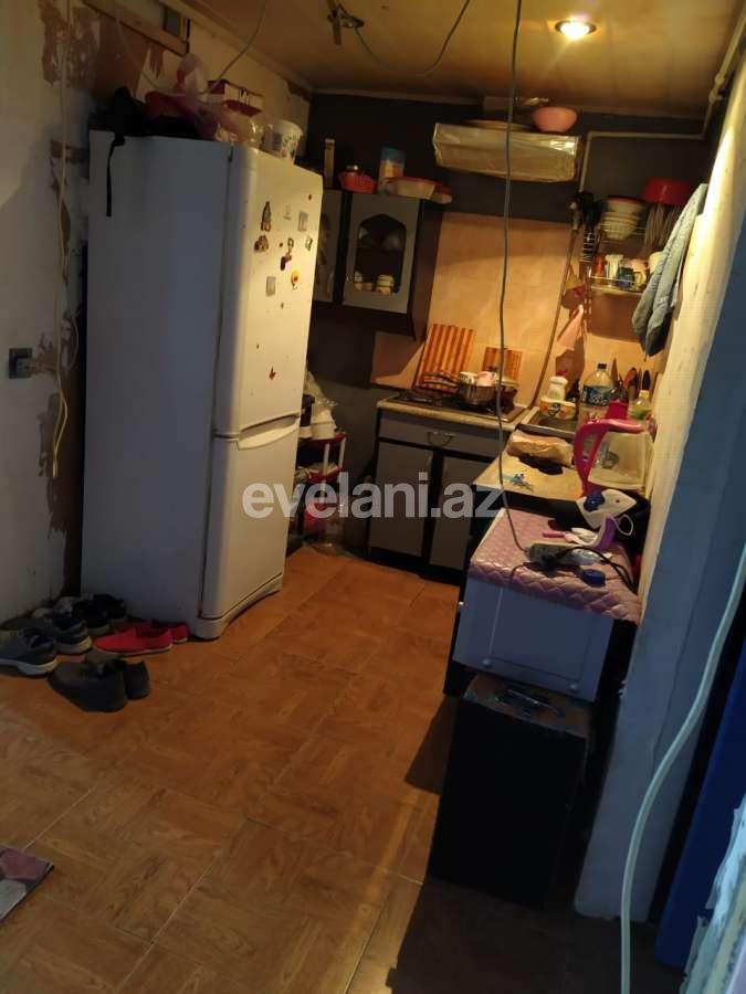 Sale, old building, 3 room, 60 m², Neftchilar m.