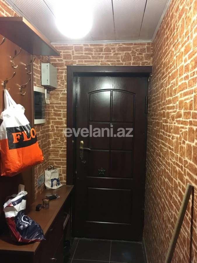 Rent, old building, 3 room, 75 m², Elmlar Akademiyası m.
