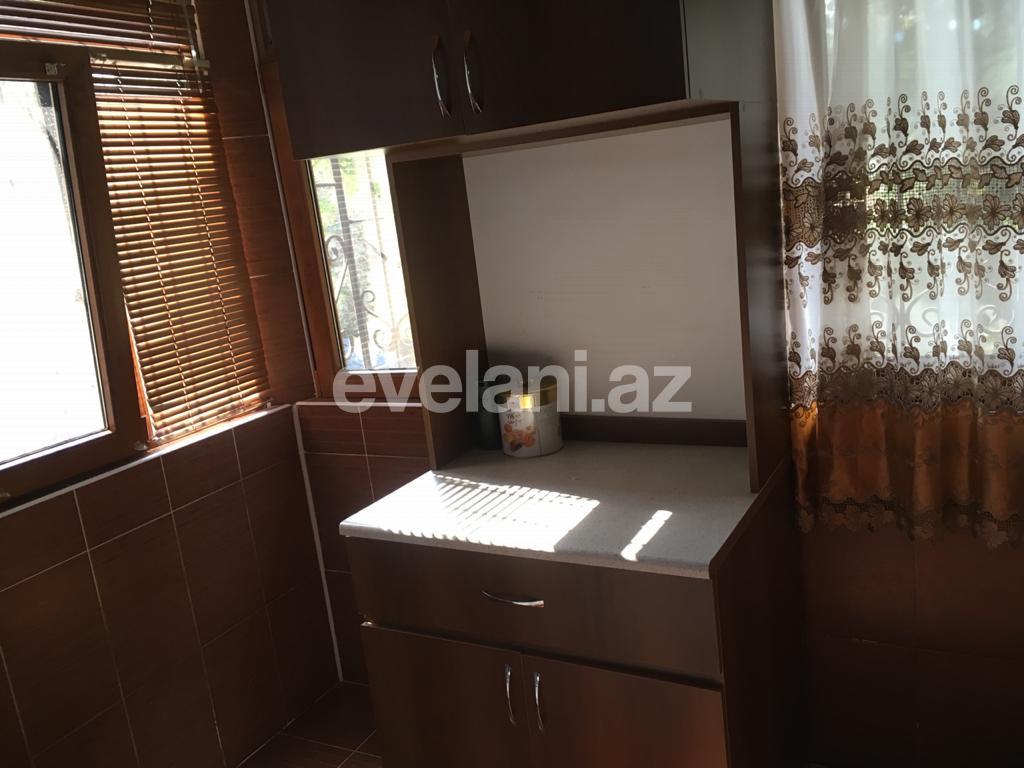 Rent, old building, 3 room, 75 m², Elmlar Akademiyası m.