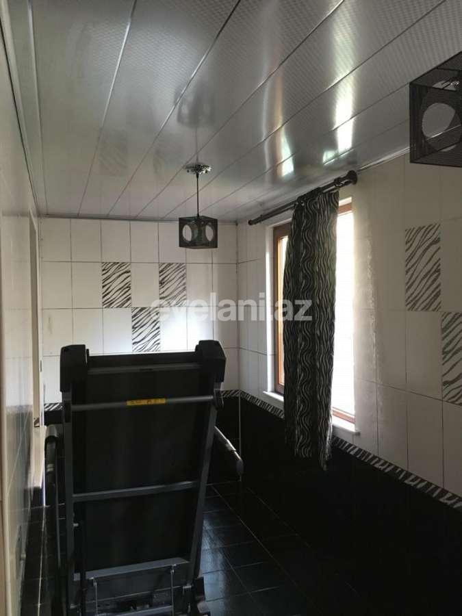 Rent, old building, 3 room, 75 m², Elmlar Akademiyası m.