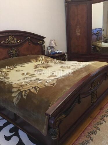 Satılır, yeni tikili, 4 otaqlı, 143 m², Azadlıq prospekti m.