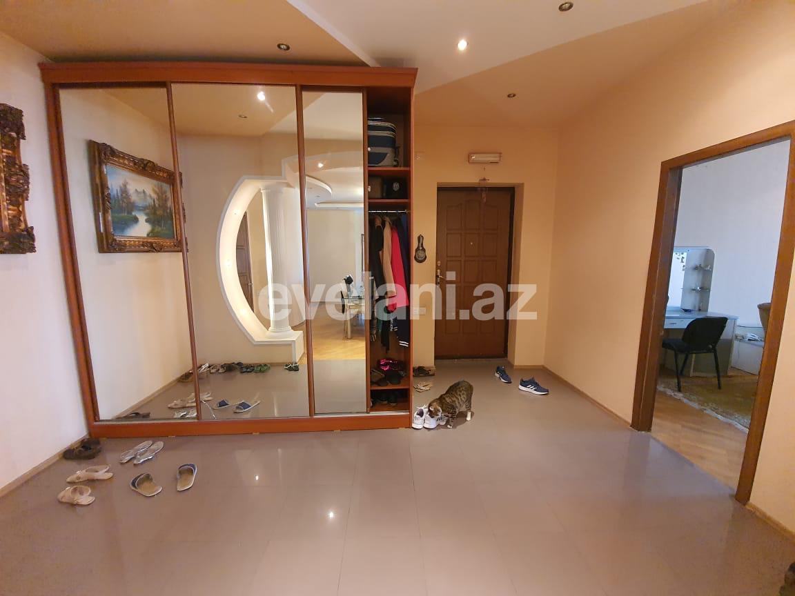 Satılır, yeni tikili, 4 otaqlı, 225 m², 28 may m.