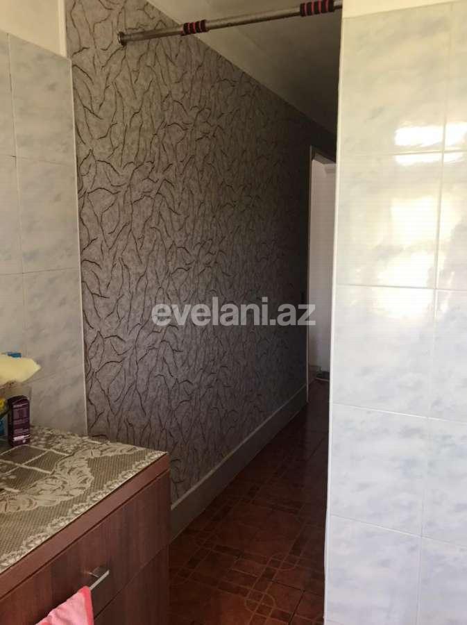 Satılır, köhnə tikili, 2 otaqlı, 55 m², Xalqlar Dostluğu m.