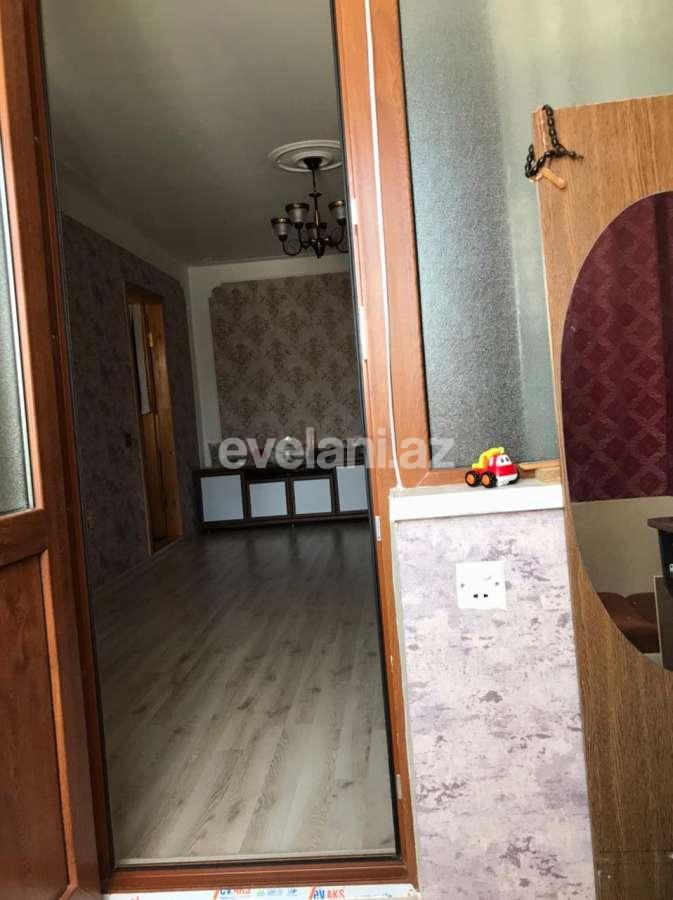 Satılır, köhnə tikili, 2 otaqlı, 55 m², Xalqlar Dostluğu m.