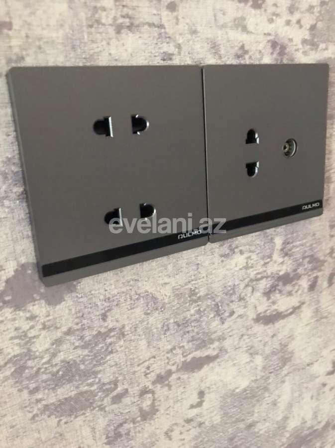 Satılır, köhnə tikili, 2 otaqlı, 55 m², Xalqlar Dostluğu m.