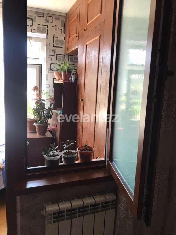 Satılır, köhnə tikili, 2 otaqlı, 55 m², Xalqlar Dostluğu m.