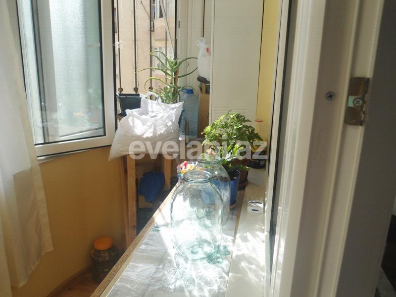 Satılır, yeni tikili, 2 otaqlı, 60 m², İnşaatçılar m.