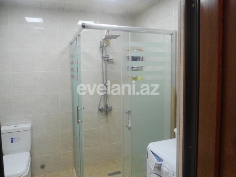 Satılır, yeni tikili, 2 otaqlı, 60 m², İnşaatçılar m.