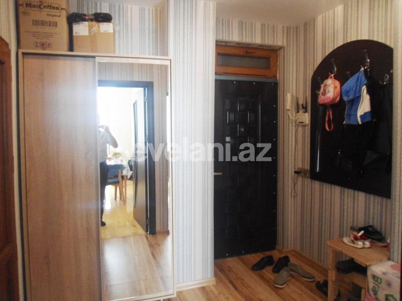 Satılır, yeni tikili, 2 otaqlı, 60 m², İnşaatçılar m.
